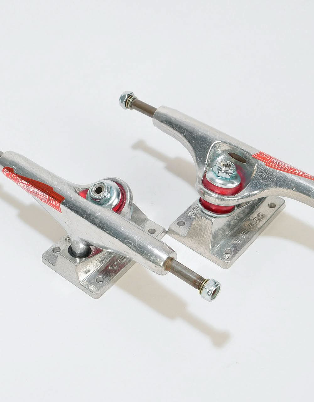 Thunder Team Hollow Lights 148 High Skateboard Trucks