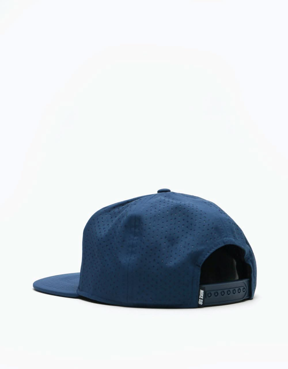 Nike SB Aerobill Pro 2.0 Snapback Cap - Midnight Navy/University Red