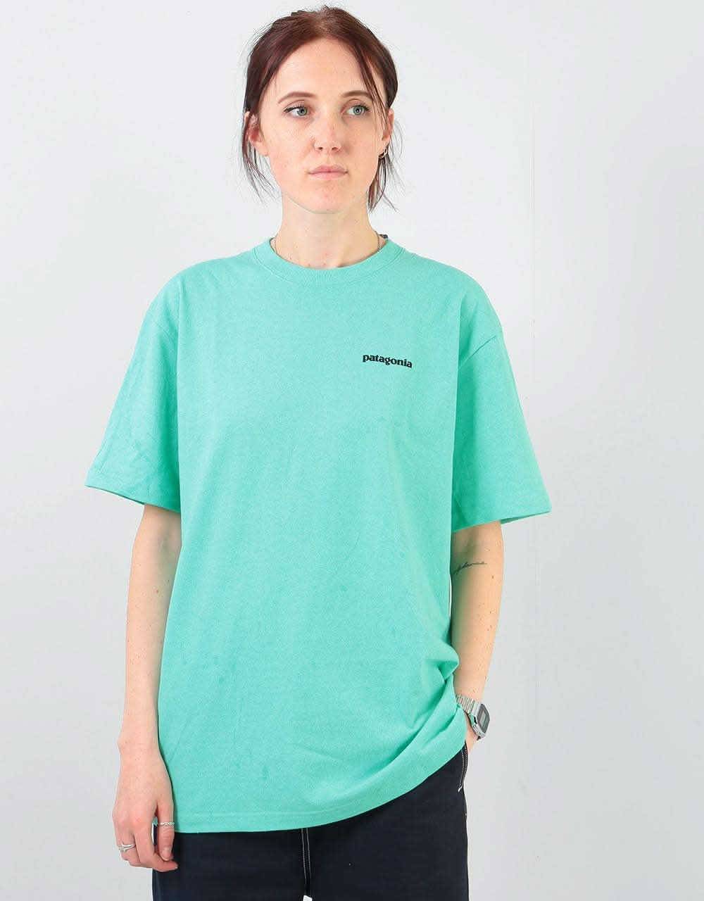 Patagonia Womens P-6 Logo Oversized Responsibili-Tee® - Vjosa Green