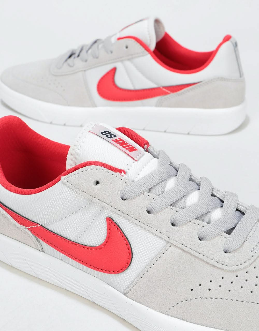 Nike SB Team Classic Skate Shoes - Atmosphere Grey/University Red-Vast