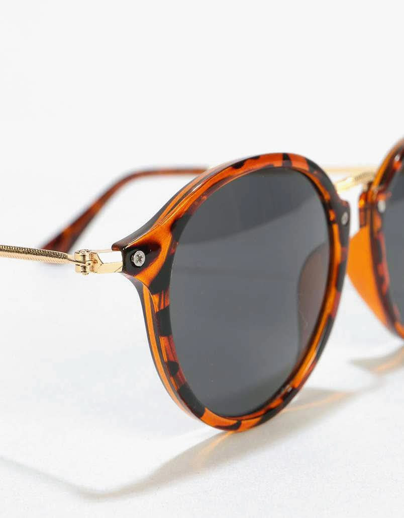 Route One Oversize Round Sunglasses - Tortoise/Gold