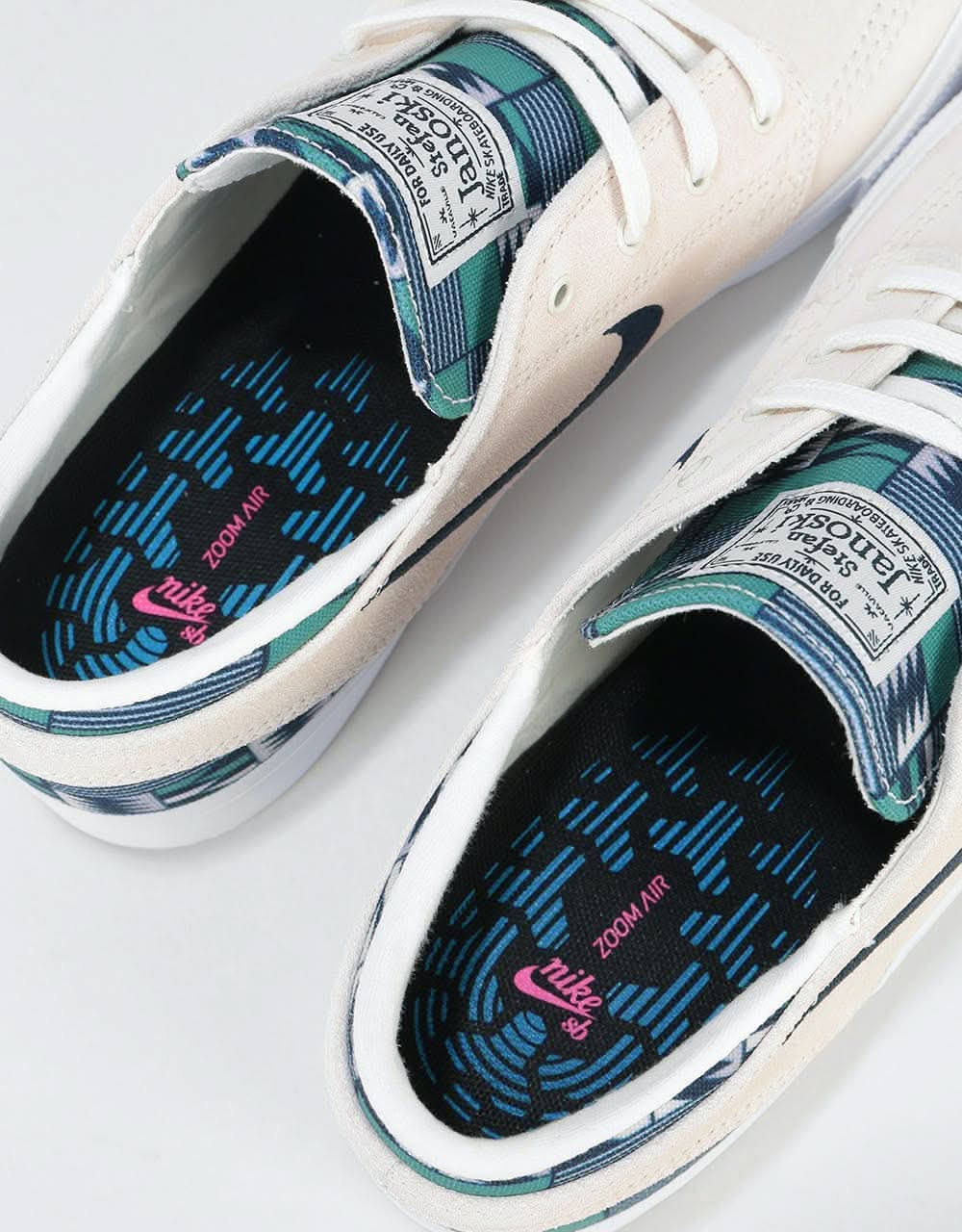 Nike SB Zoom Janoski RM Premium Skate Shoes - Summit White/Obsidian