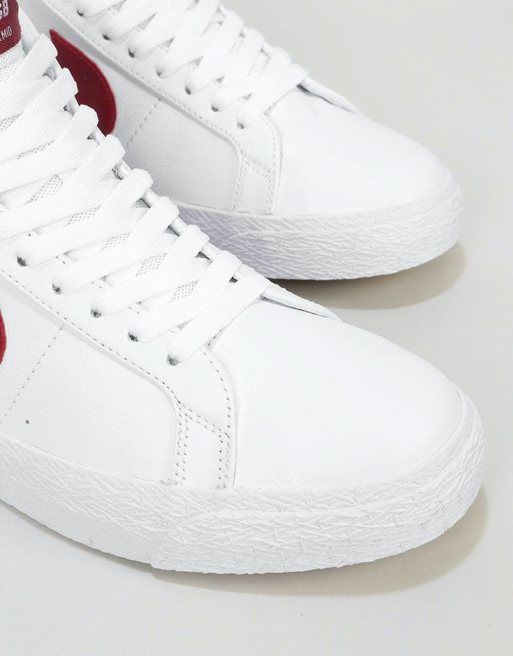 Nike SB Zoom Blazer Mid Premium Skate Shoes - White/Team Red