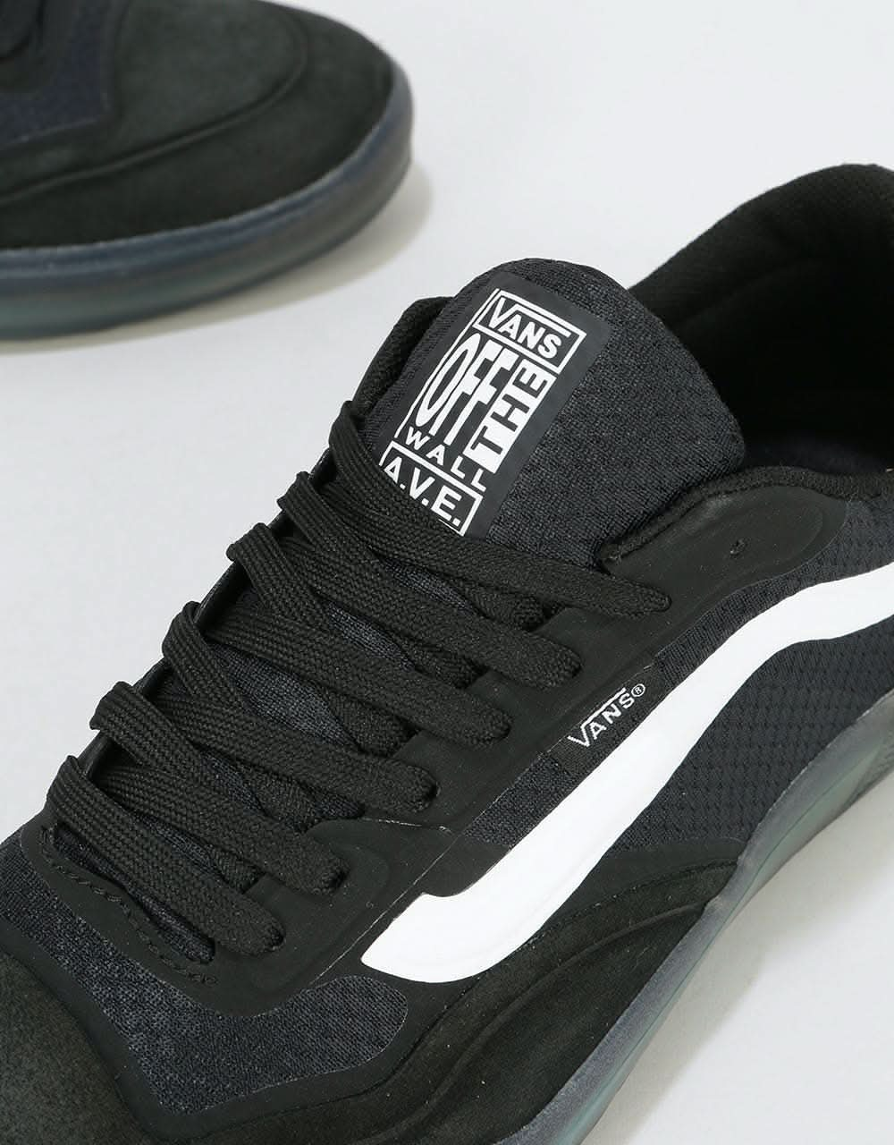 Vans Ave Pro Skate Shoes - Black/White