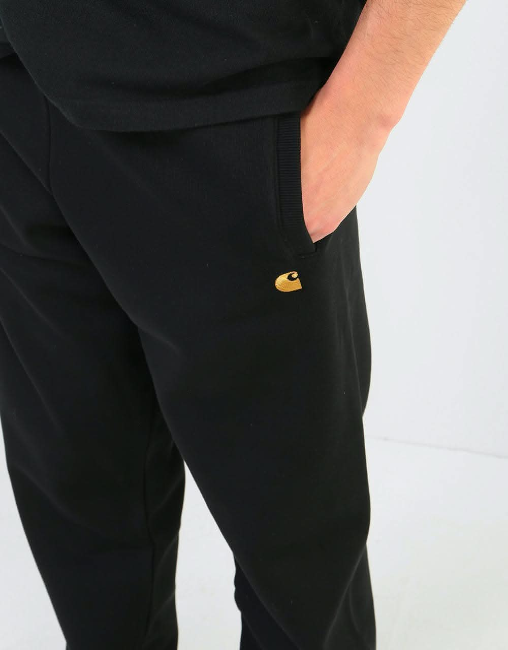 Carhartt WIP Chase Sweatpants - Black/Gold