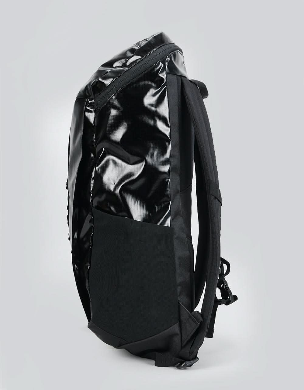 Patagonia Black Hole Pack 25L Backpack - Black