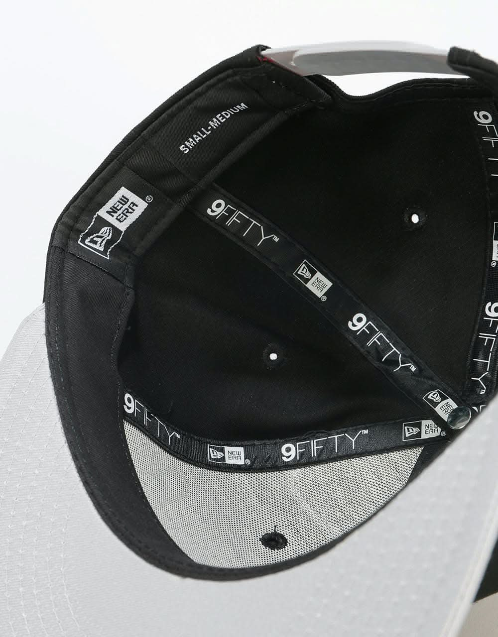 New Era 9Fifty MLB New York Yankees Cotton Block Snapback Cap - Black/