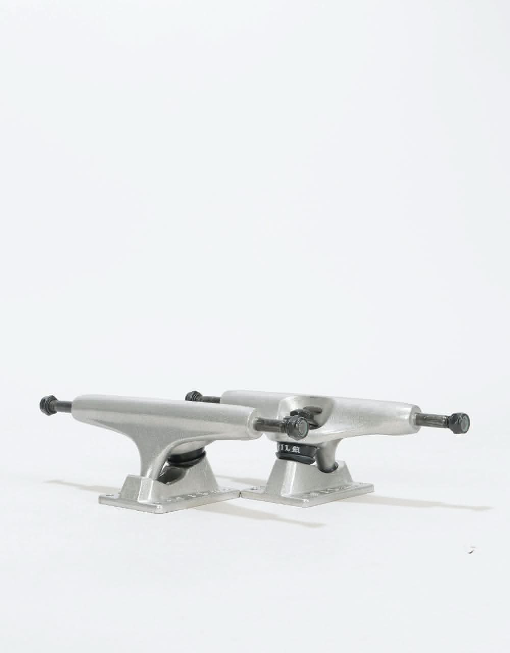 Film Inverted Kingpin 5.5 Skateboard Trucks