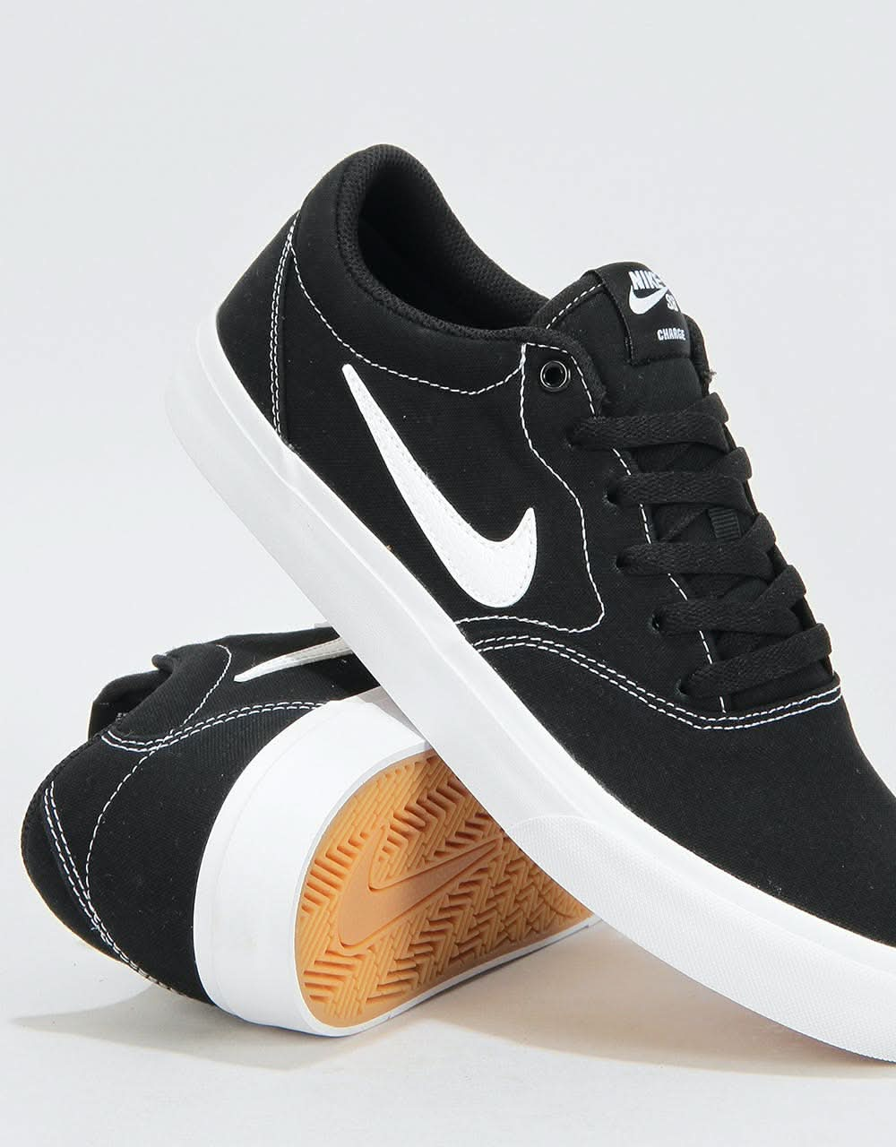 Nike SB Charge Solarsoft Canvas Skate Shoes - Black/White-Black-Gum