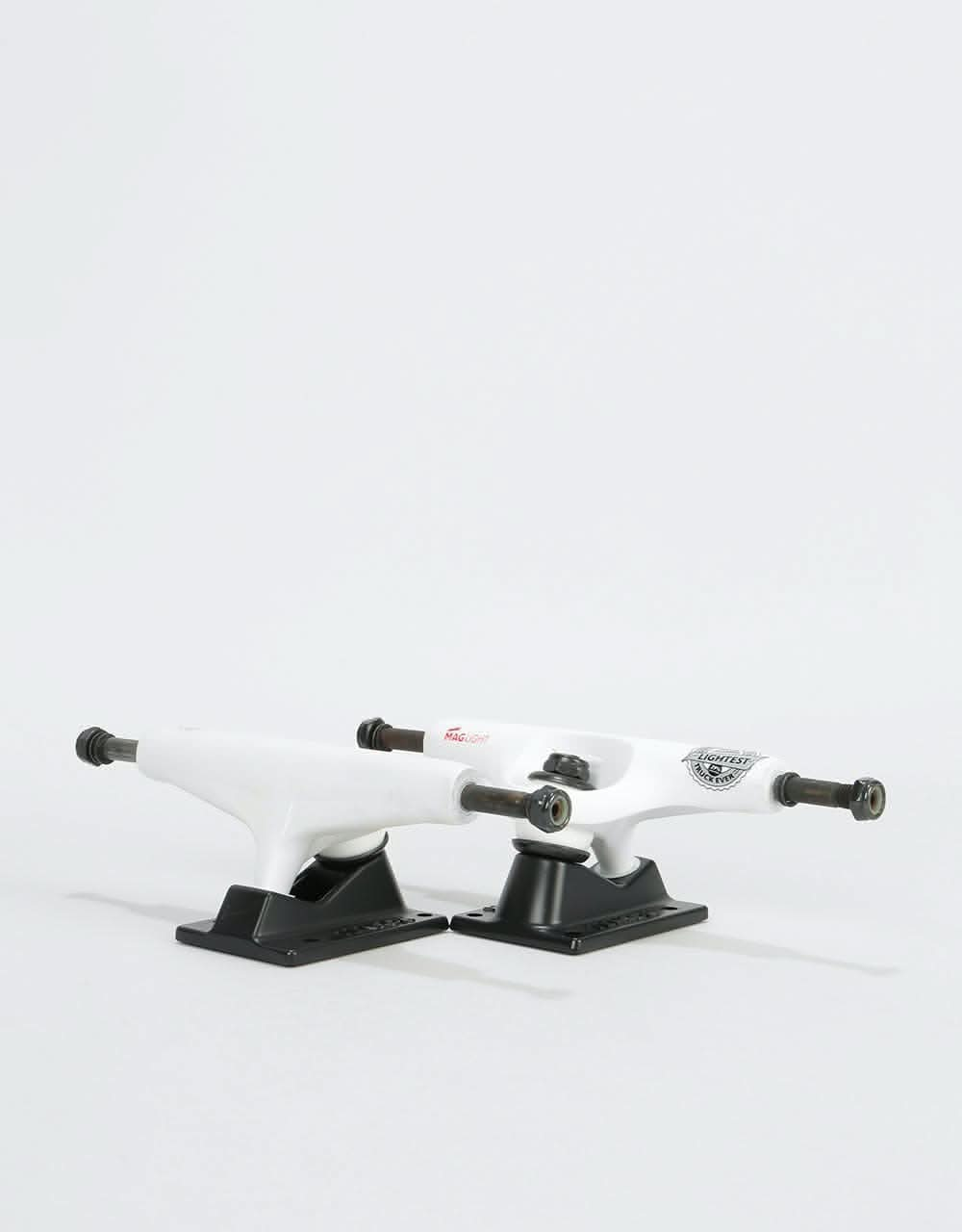 Tensor Mag Light 5.5 Regular Skateboard Trucks