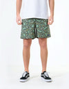 Patagonia Baggies™ Longs 7" Shorts - Alligators and Bullfrogs:Kale Green