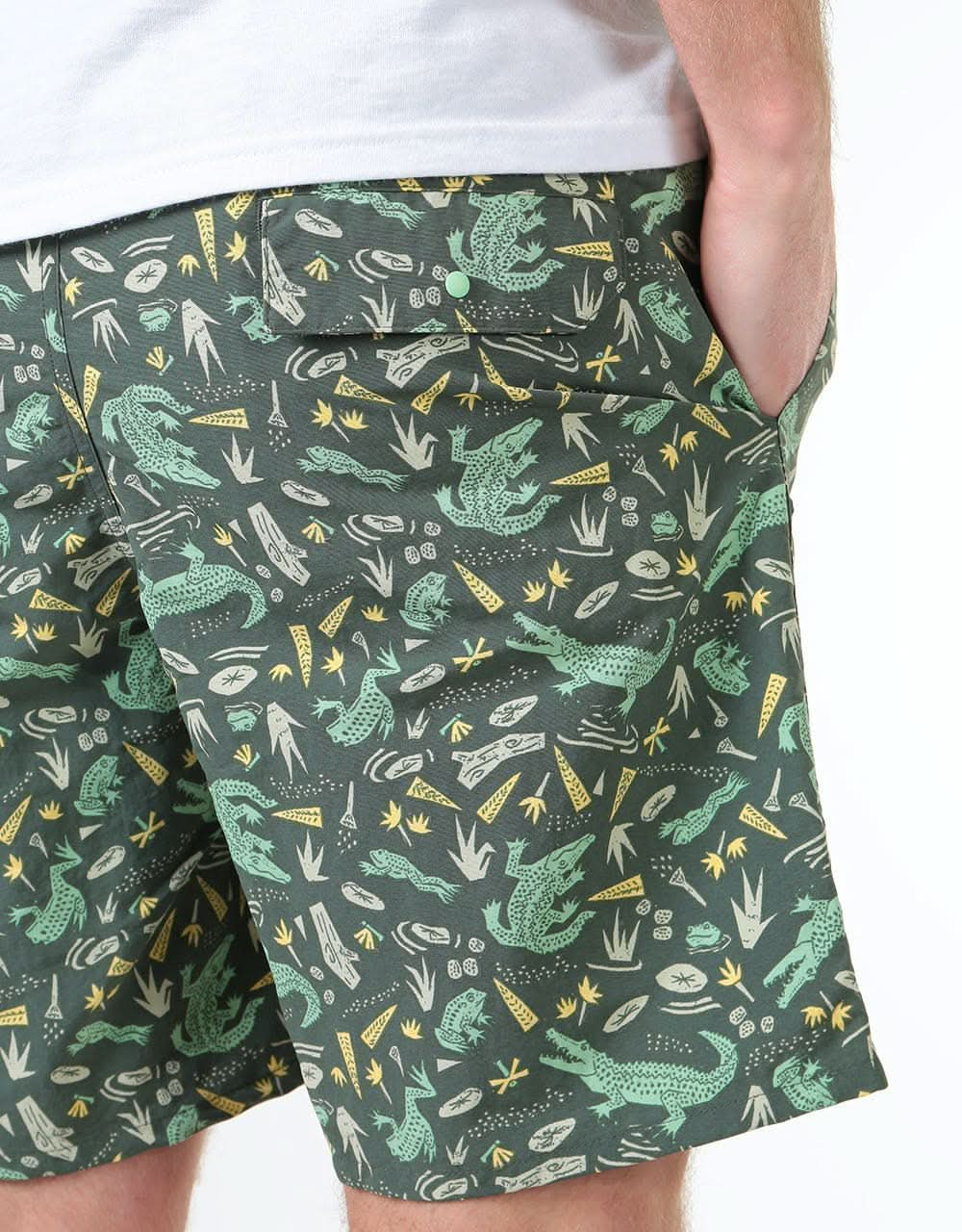 Patagonia Baggies™ Longs 7" Shorts - Alligators and Bullfrogs:Kale Green