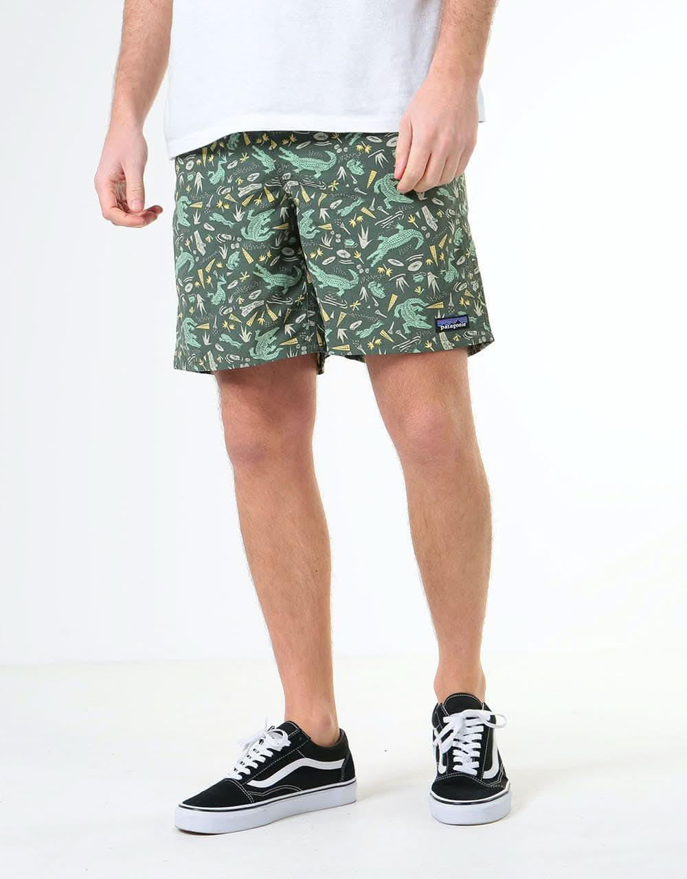 Patagonia Baggies™ Longs 7" Shorts - Alligators and Bullfrogs:Kale Green