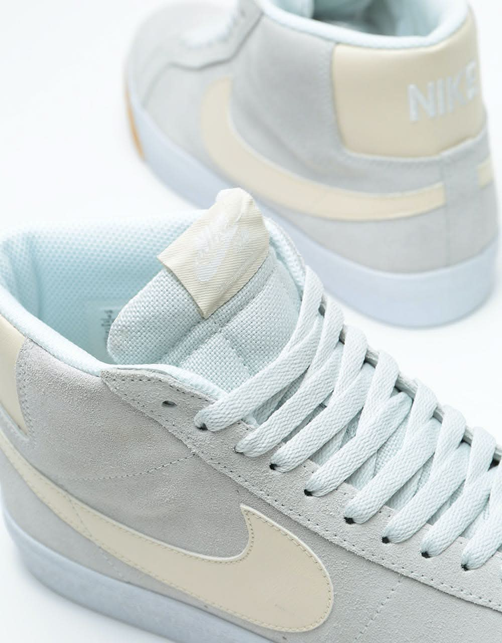 Nike SB Zoom Blazer Mid Skate Shoes - Photon Dust/Light Cream-White-Wh