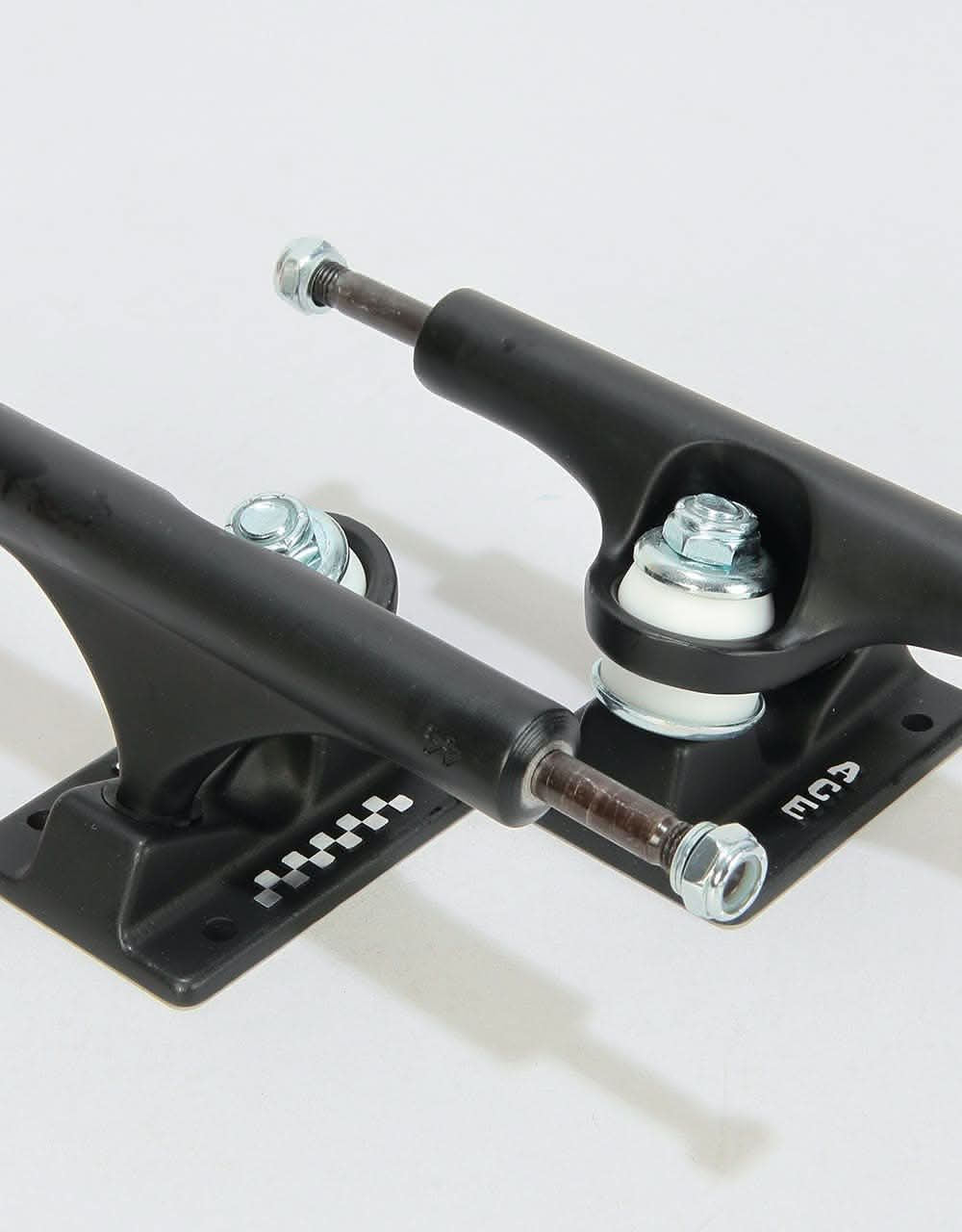 Ace 44 Classic Skateboard Trucks