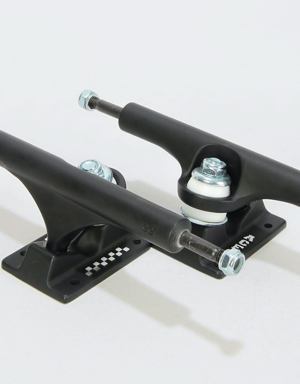 Ace 55 Classic Skateboard Trucks