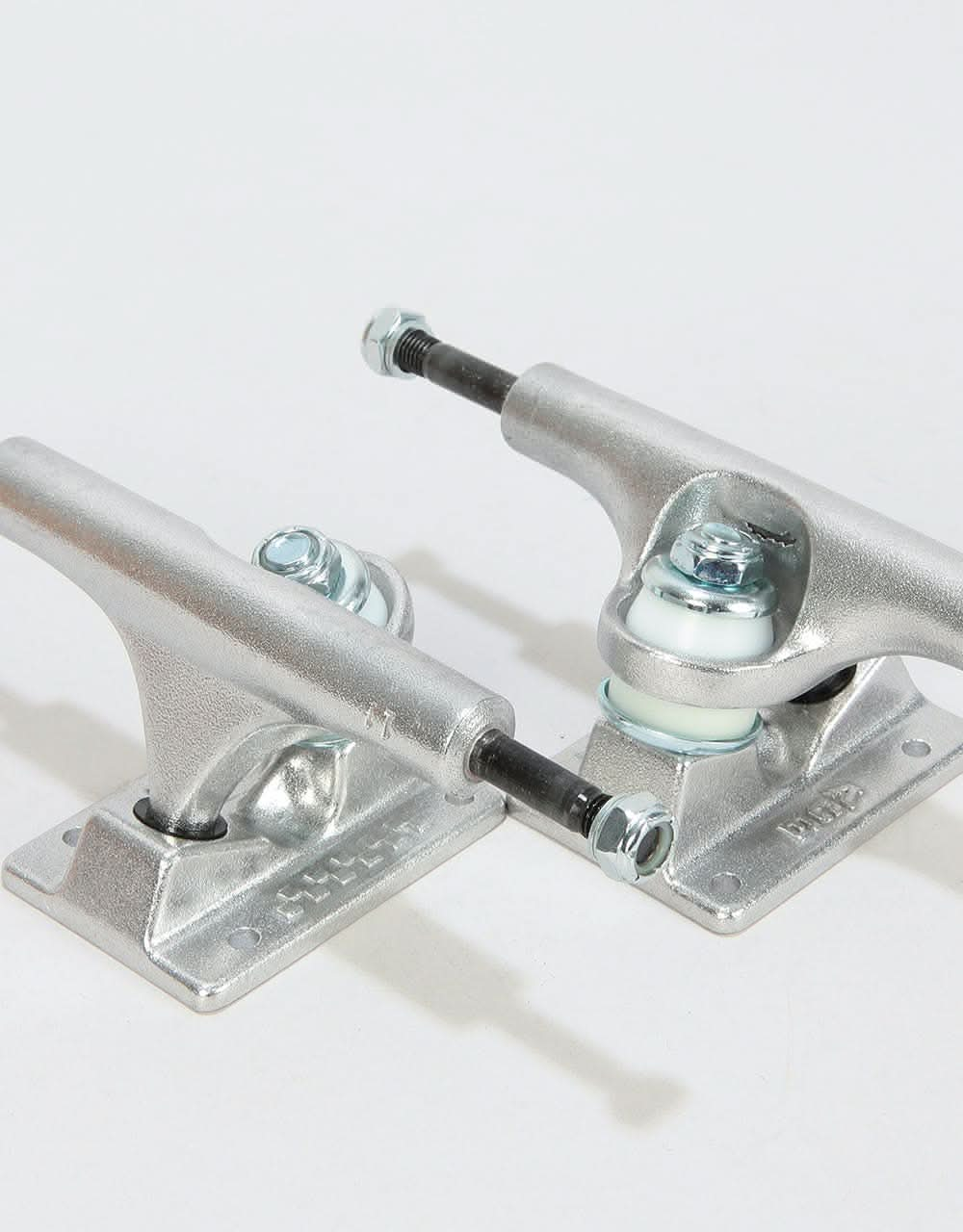 Ace 11 Classic Skateboard Trucks