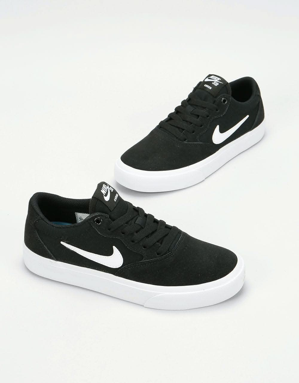 Nike SB Chron Kids Skate Shoes - Black/White