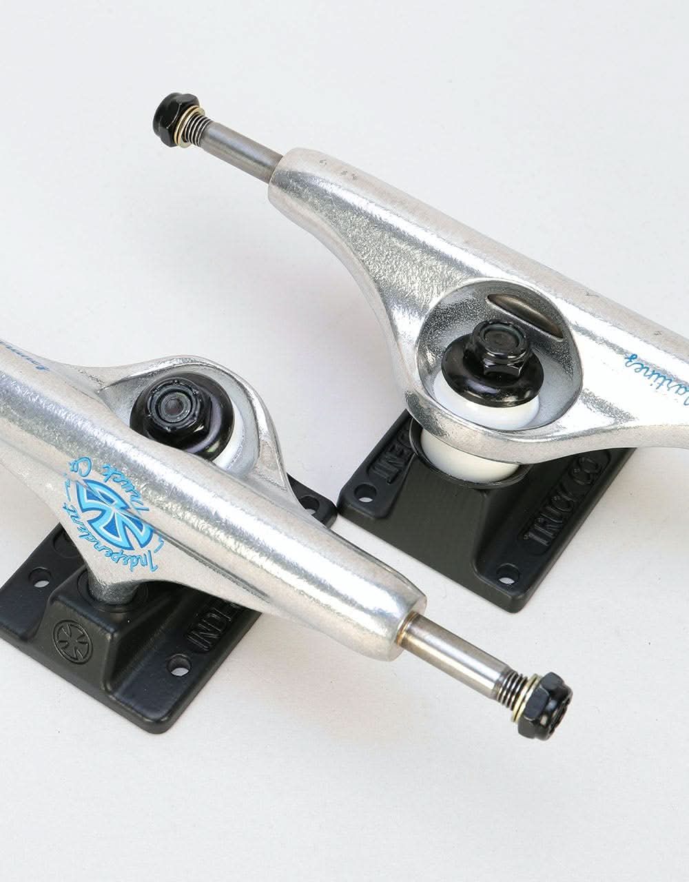 Indpendent Martinez Stage 11 144 Standard Skateboard Trucks