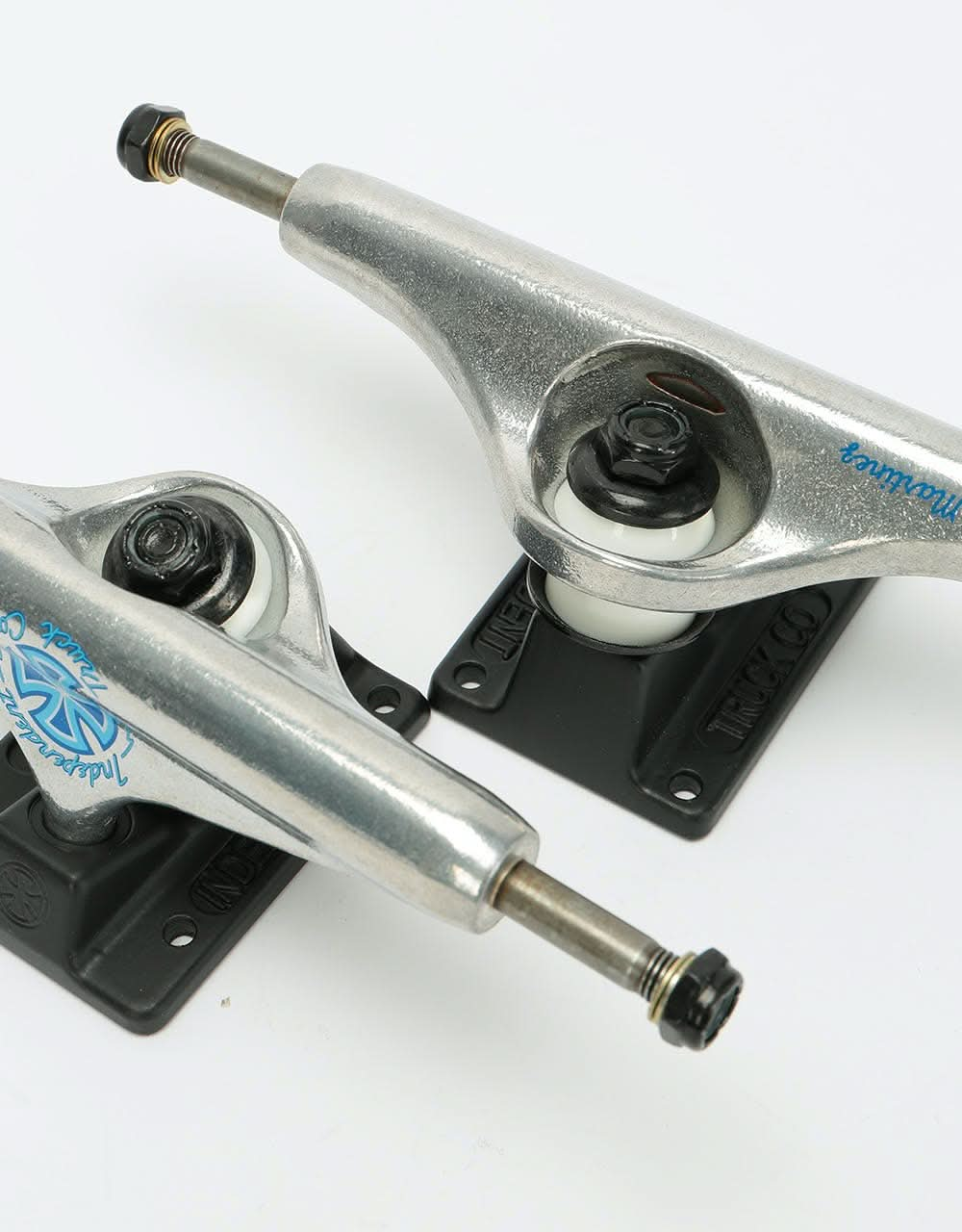 Independent Martinez Stage 11 149 Standard Skateboard Trucks