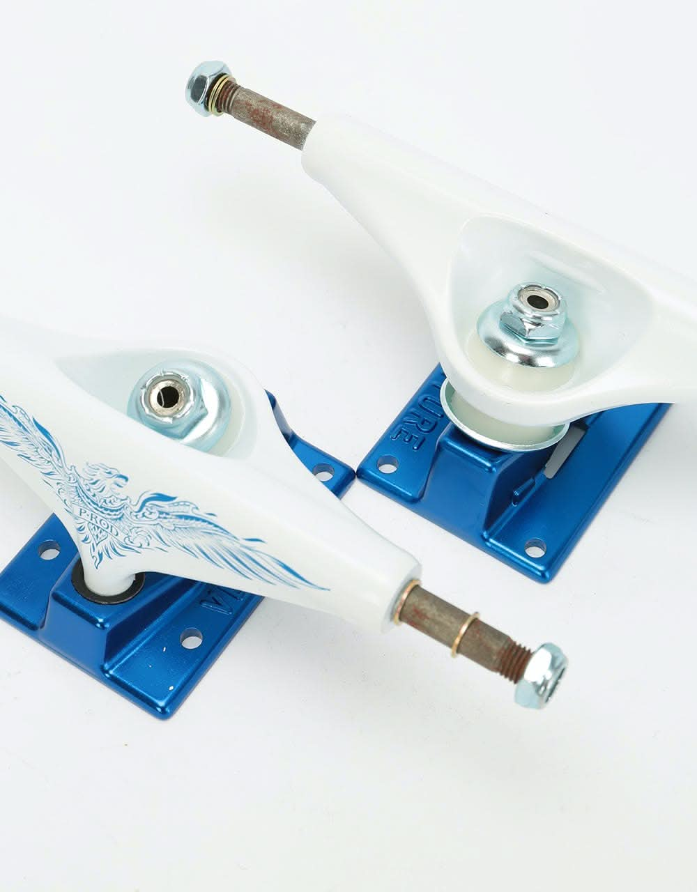 Venture Rodriguez Feniks V-Hollow 5.2 High Skateboard Trucks