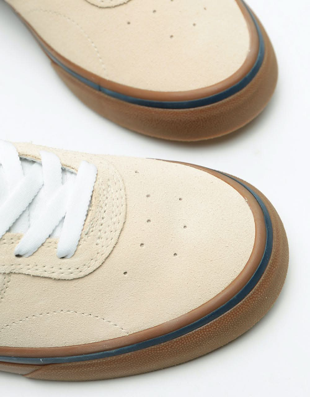 New Balance AM232 Skate Shoes - White/Gum