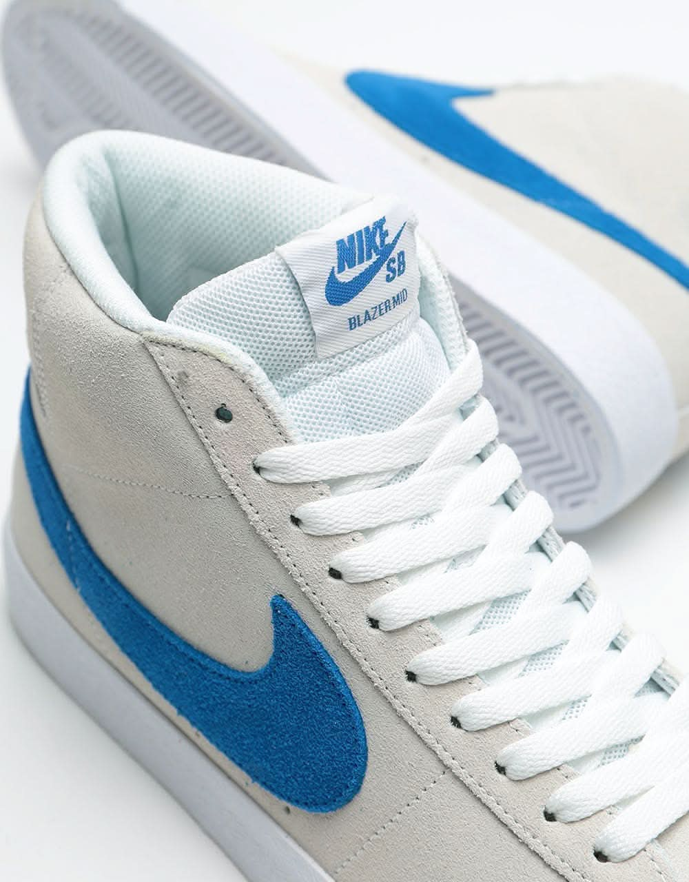 Nike SB Zoom Blazer Mid Skate Shoes - White/Team Royal-White-Cerulean