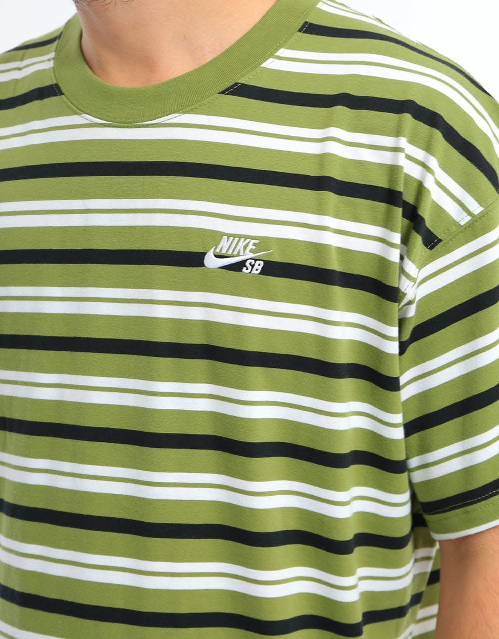 Nike SB AOP Stripe T-Shirt - Asparagus