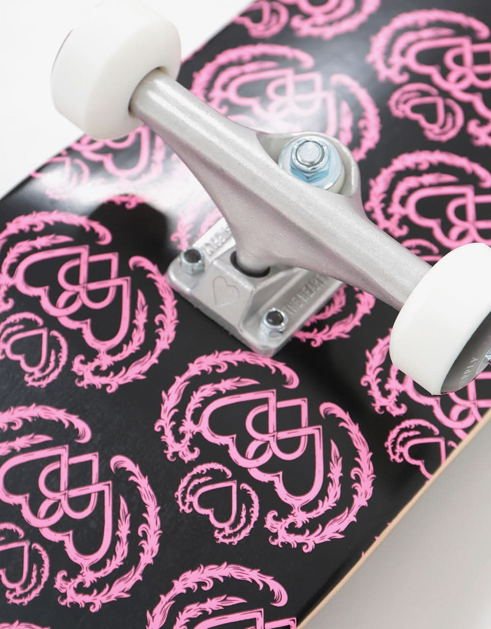 The Heart Supply United  Pro Complete Skateboard - 8"