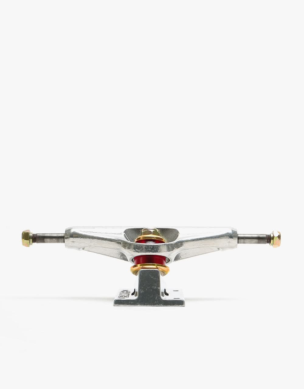 Venture 5.2 Low Skateboard Trucks (Pair)