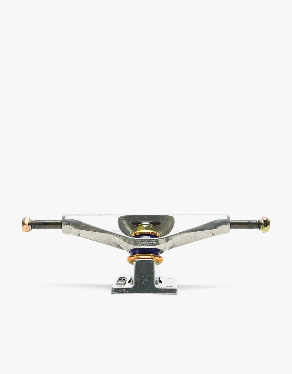 Venture 5.6 High Skateboard Trucks (Pair)