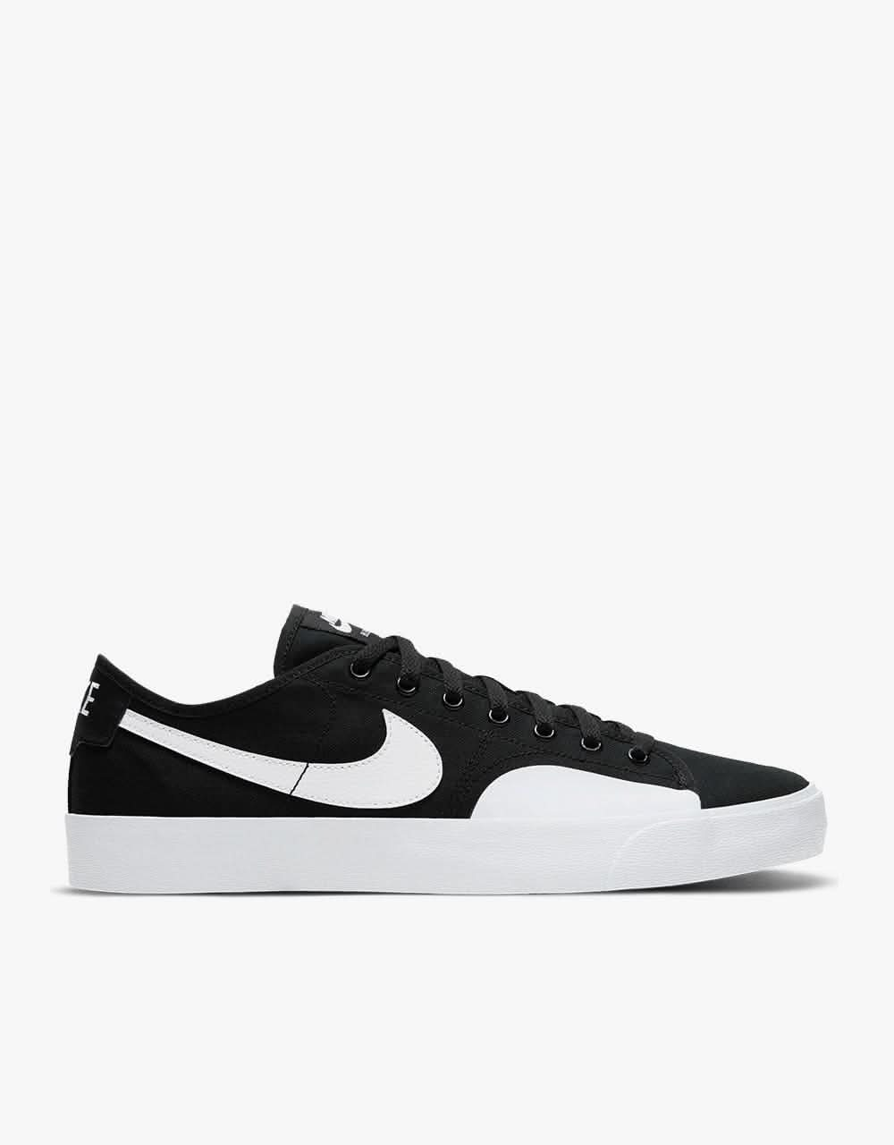 Nike SB BLZR Court Skate Shoes - Black/White-Black-Gum Light Brown