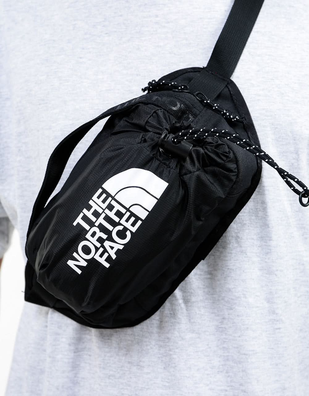 The North Face Bozer Hip Pack III Small Cross Body Bag - TNF Black