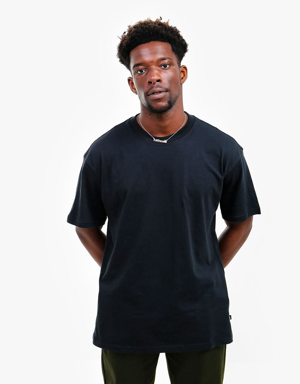 Nike SB Essentials T-Shirt – Schwarz