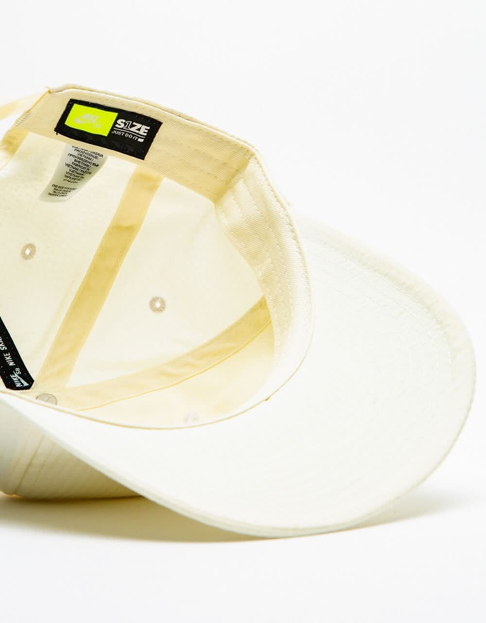 Nike SB H86 Seersucker Flatbill Snapback Cap - Coconut Milk/White