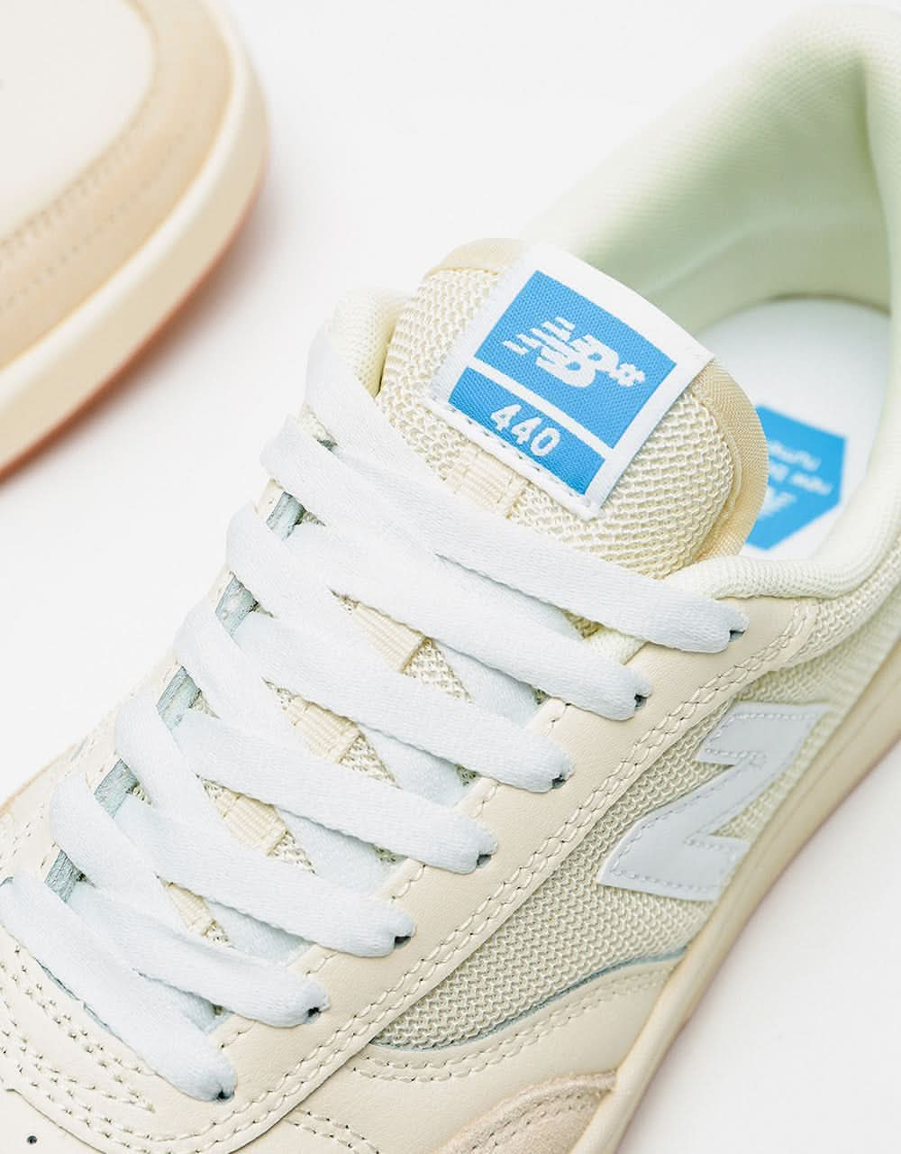 New Balance Numeric 440 Skate Shoes - Cream/White