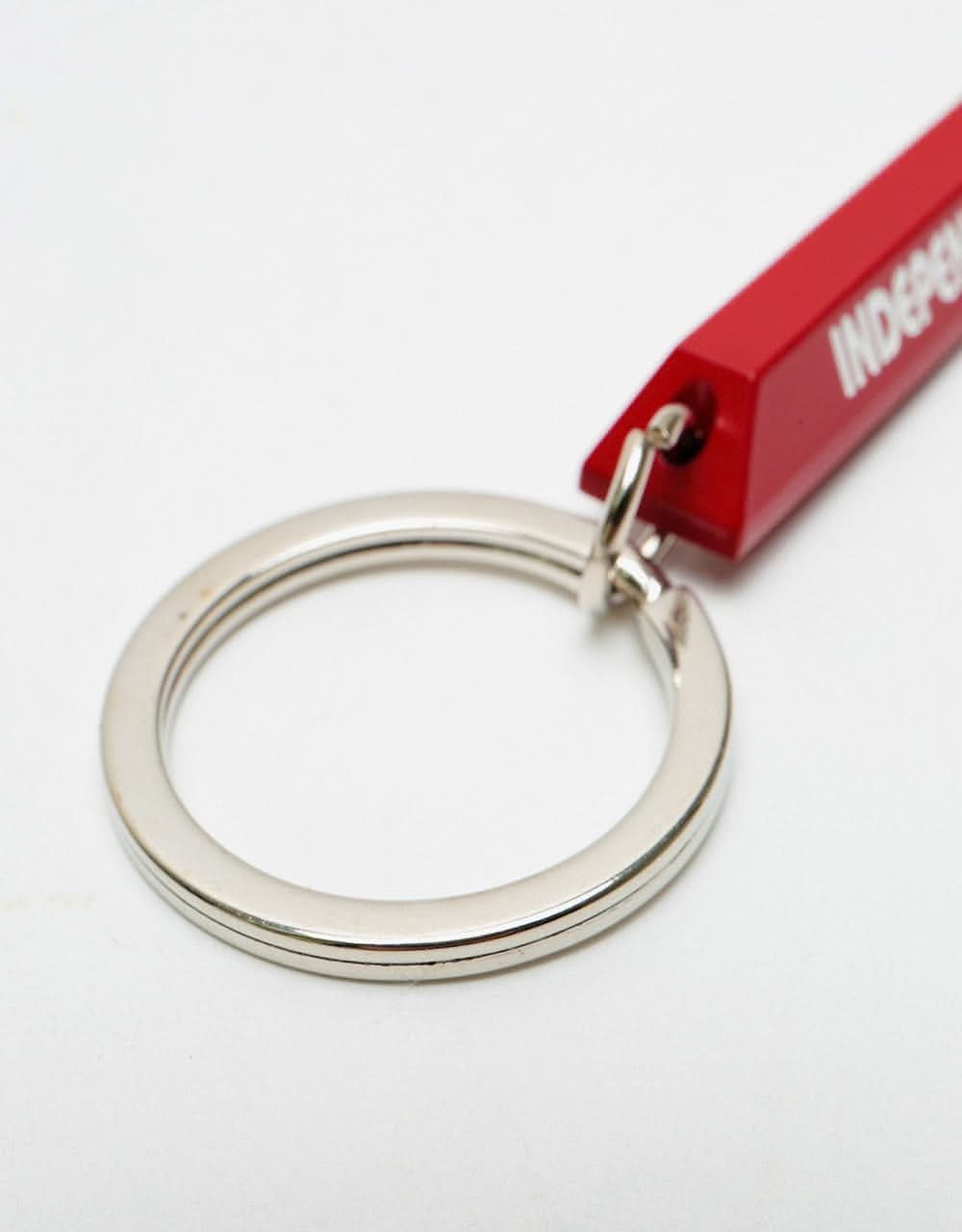 Independent Curb Keyring - Red