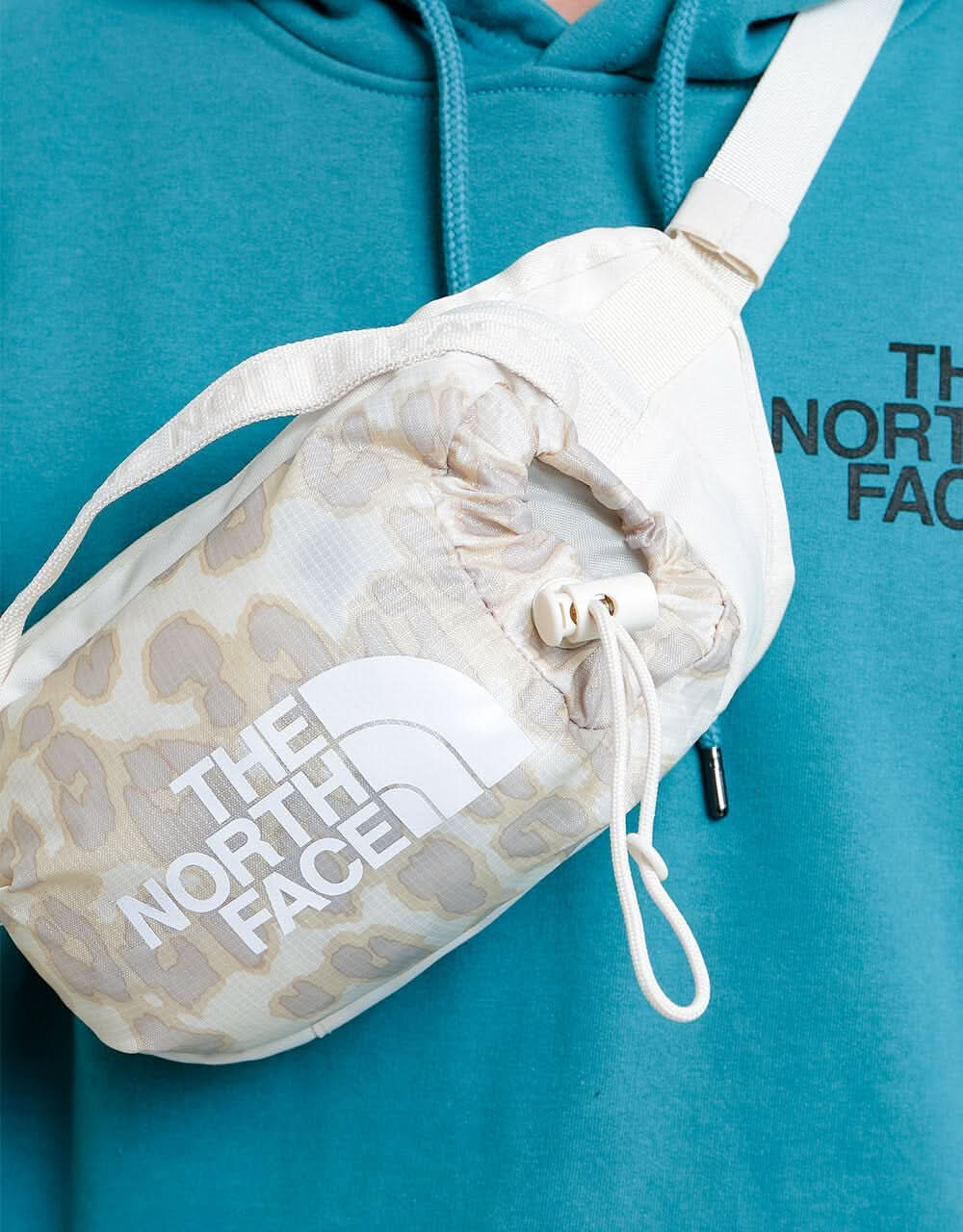 The North Face Bozer Hip Pack III Small Cross Body Bag - Silver Grey Leopard Print/Gardenia