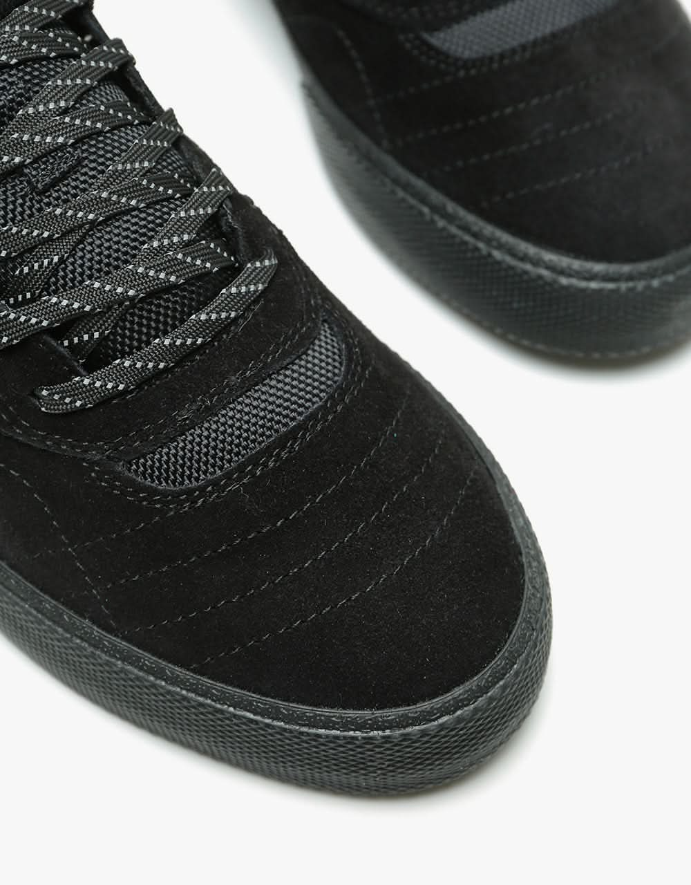 Lakai Cambridge Skate Shoes - Black/Black Suede