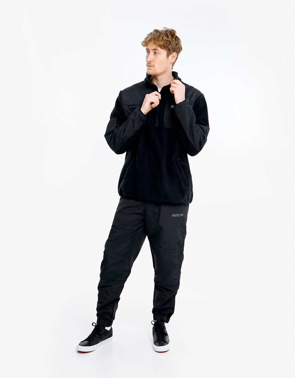 Route One Boulder 1/2 Zip Fleece - Black