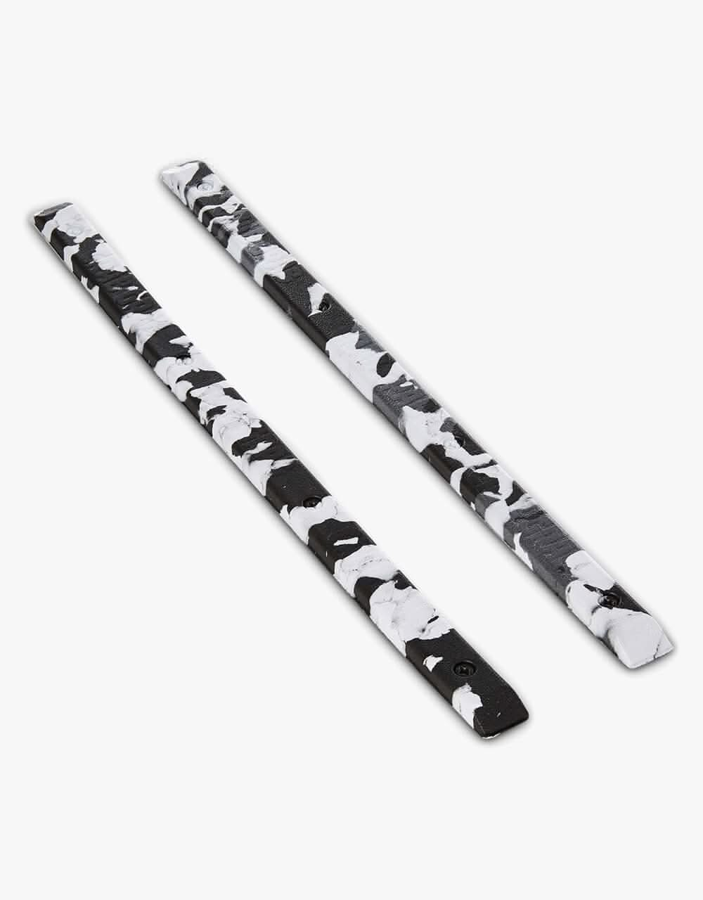 Crab Grab 'Skate' Snowboard Rails - Black/White Swirl