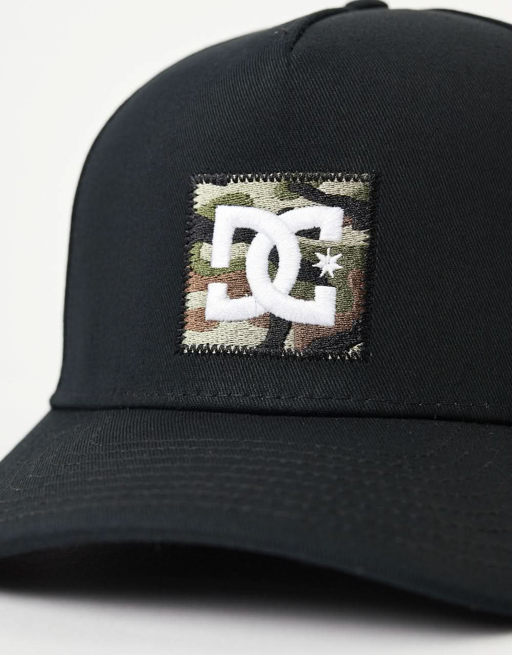 Gorra DC Logic Snapback - Negro