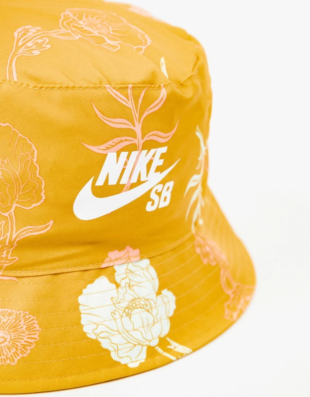 Nike SB Graphic Bucket Hat - Sanded Gold/White