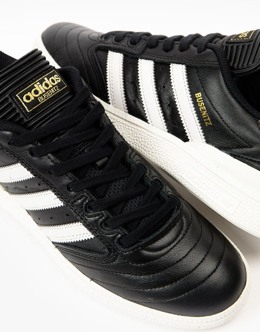 Zapatos de skate adidas Busenitz - Negro/Gris/Oro Metálico