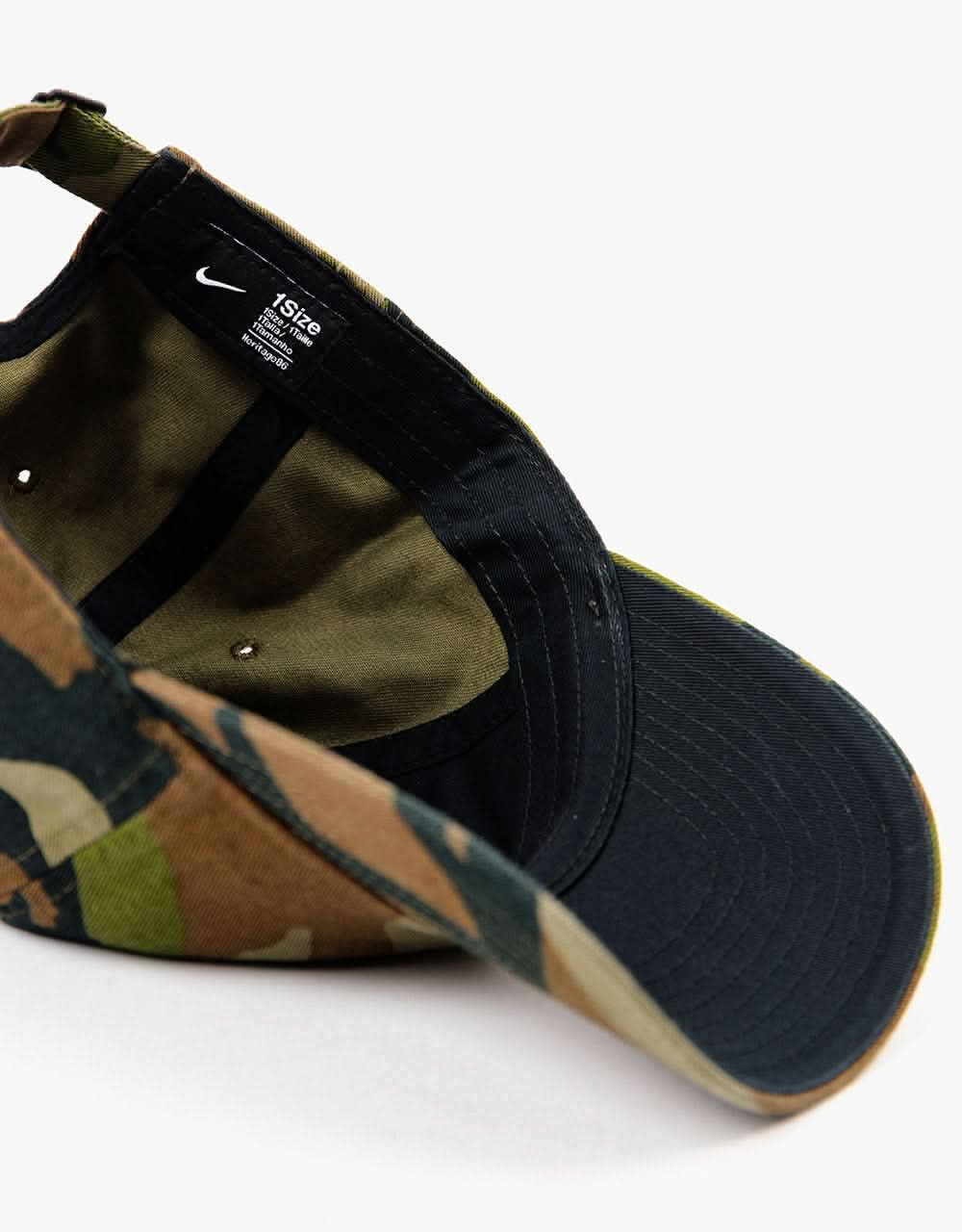 Nike SB Heritage 86 Futura Cap - Washed Camo (Medium Olive/Black)