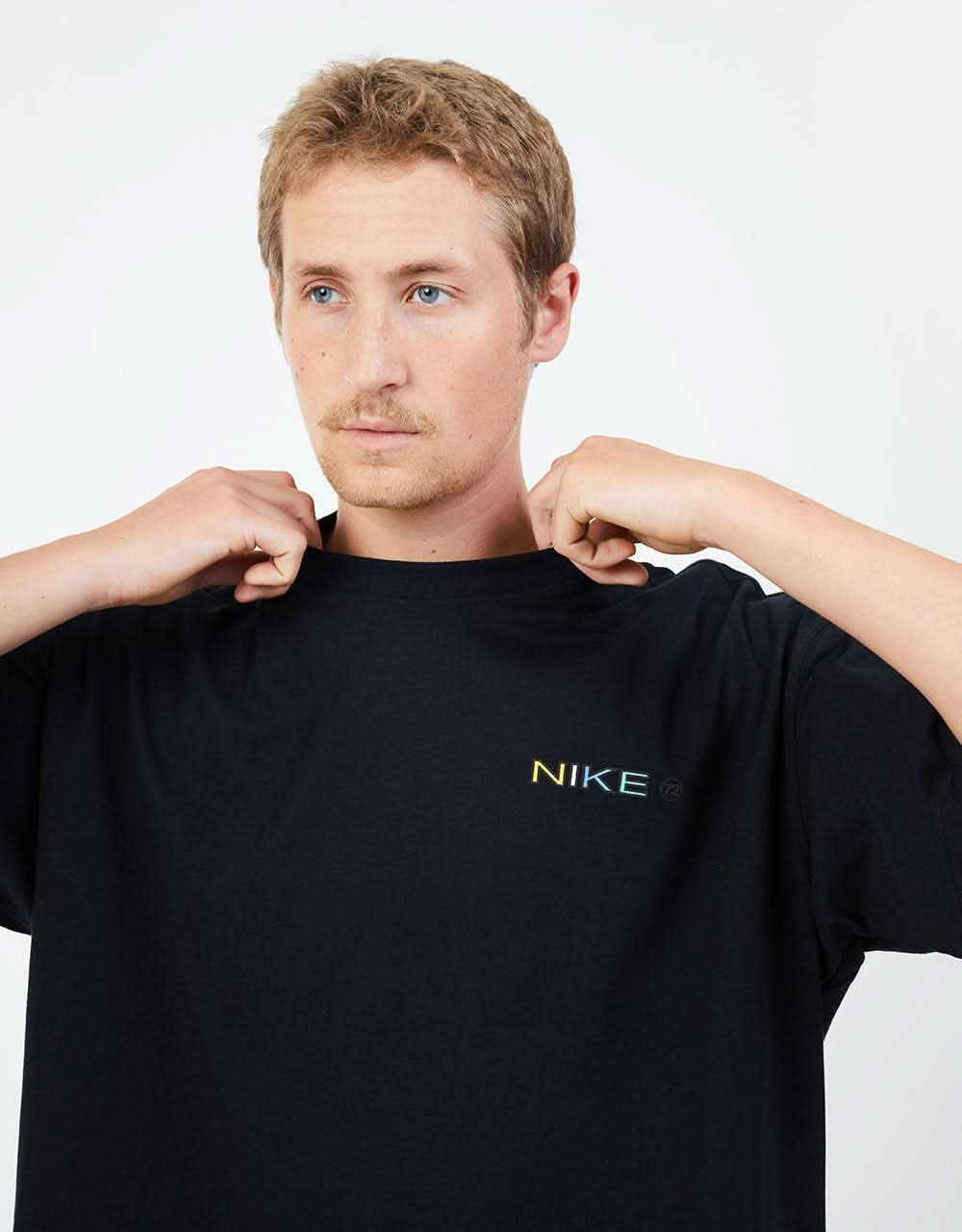 Nike SB Apple Pigeon T-Shirt - Black