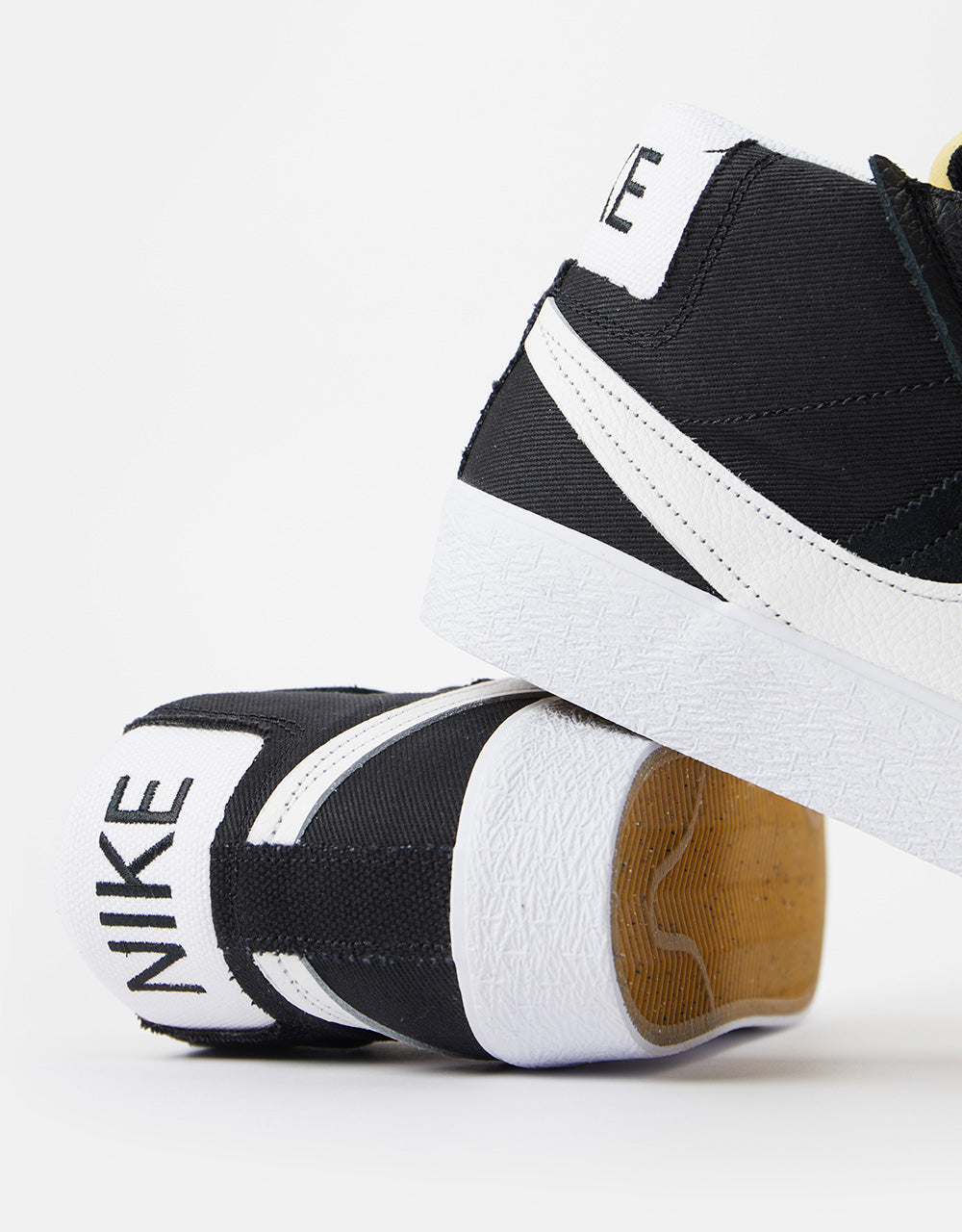 Scarpe da skate Nike SB Zoom Blazer Mid Premium Plus - Nero/Bianco