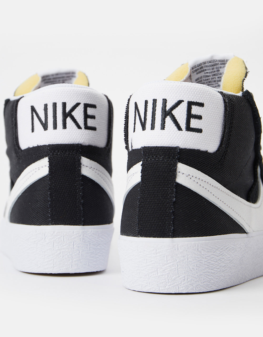 Nike SB Zoom Blazer Mid Premium Plus Chaussures de skate - Noir/Blanc