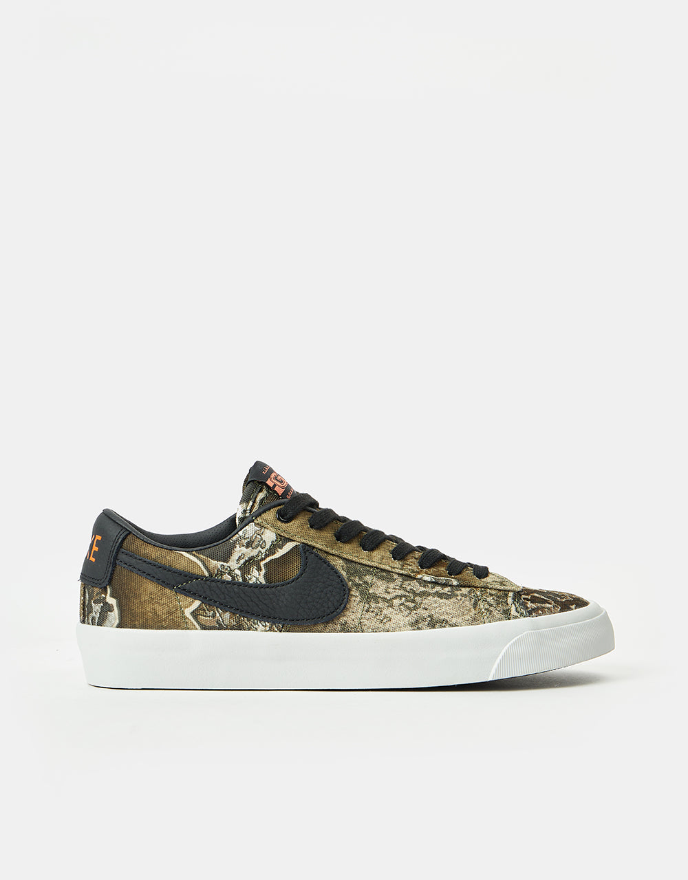 Nike SB Blazer Low Pro GT Premium Chaussures de skate - Noir/Orange sécurité-Noir-Photon Dust