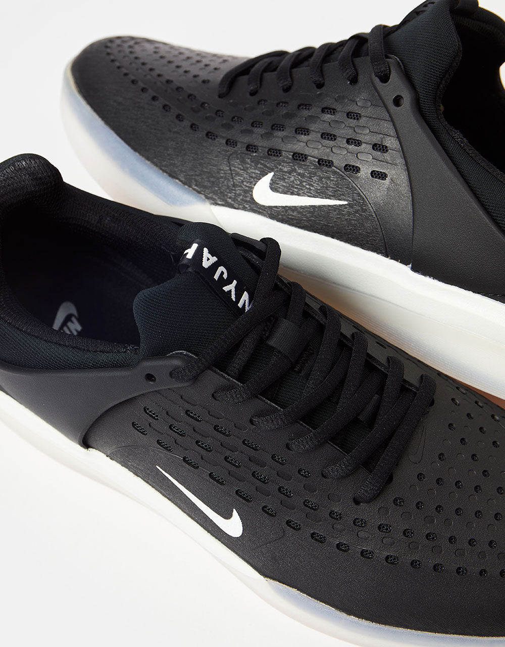 Nike SB Zoom Nyjah 3 Skate Shoes - Black/White-Black-Summit White